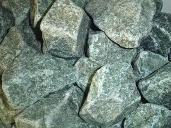 Камень для бани Жадеит колотый средний 10кг Хакасия (60)